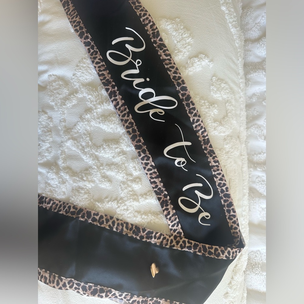 Black and Leopard Print 'Bride to Be' Sash